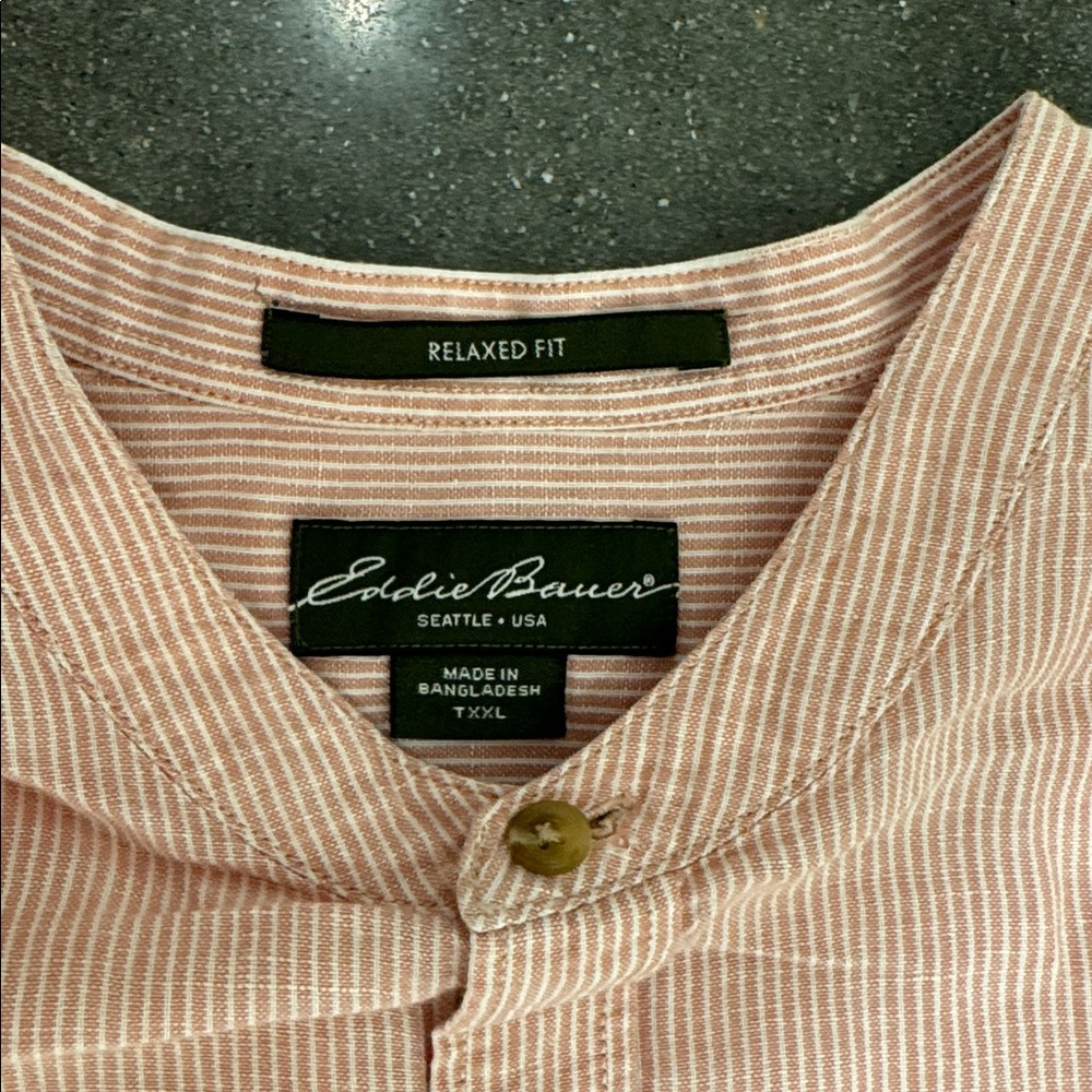 Eddie Bauer Casual Button Up Relaxed Fit Red & White Stripes - Picture 2 of 5